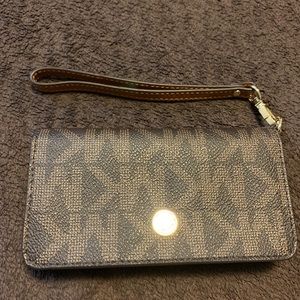 Michael Kors wallet